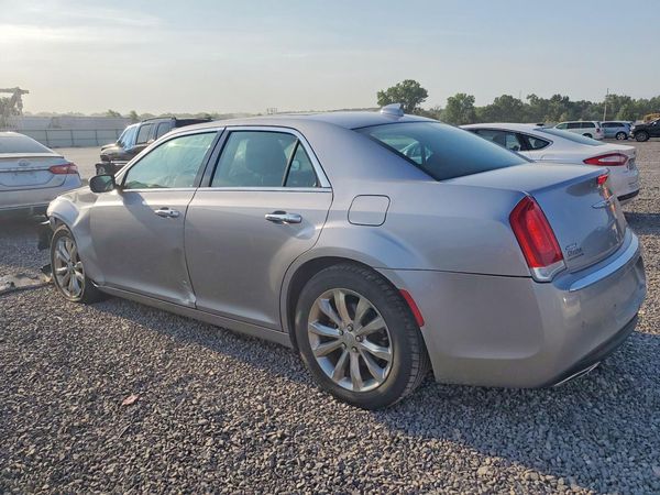 2018 CHRYSLER 300