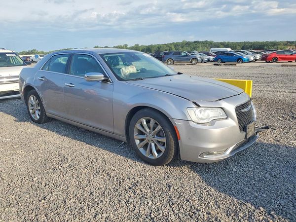 2018 CHRYSLER 300