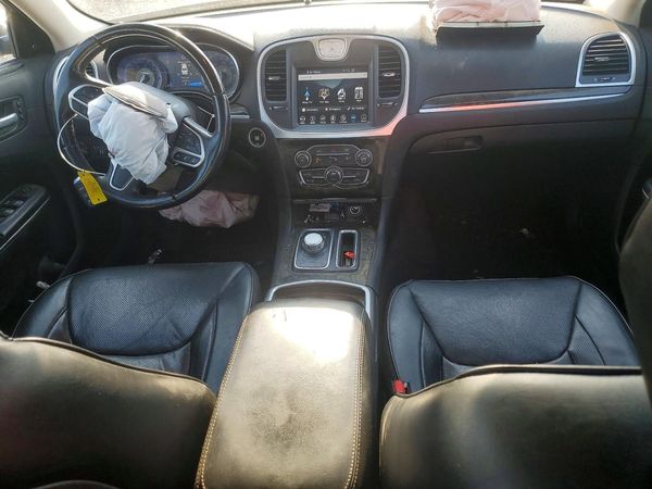 2018 CHRYSLER 300