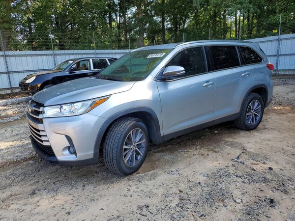 2019 TOYOTA HIGHLANDER SE/XLE