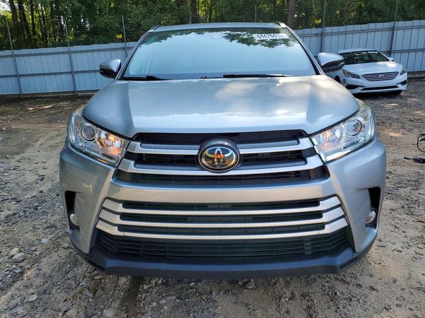 2019 TOYOTA HIGHLANDER SE/XLE