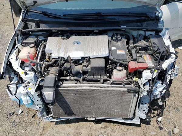 2019 TOYOTA PRIUS L/LE/XLE/LTD.