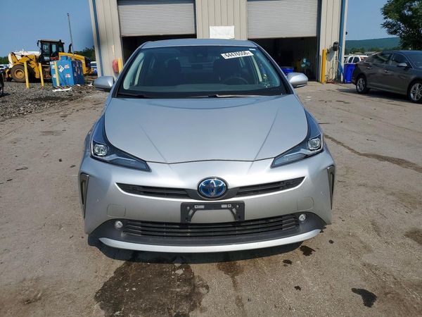 2022 TOYOTA PRIUS