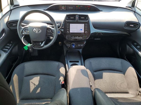 2022 TOYOTA PRIUS
