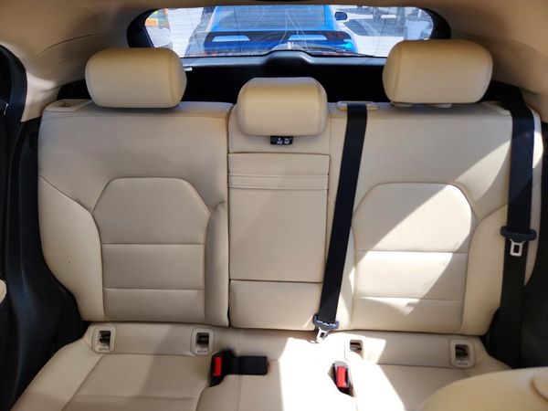 2015 MERCEDES-BENZ GLA