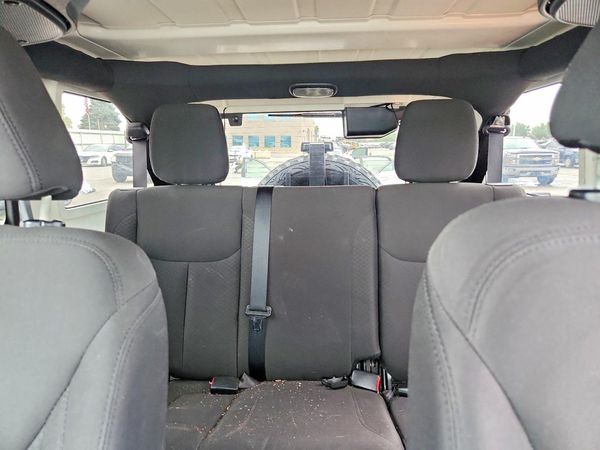 2017 JEEP WRANGLER UNLIMITED SPORT 4X4