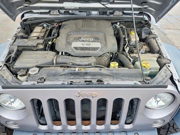 2017 JEEP WRANGLER UNLIMITED SPORT 4X4