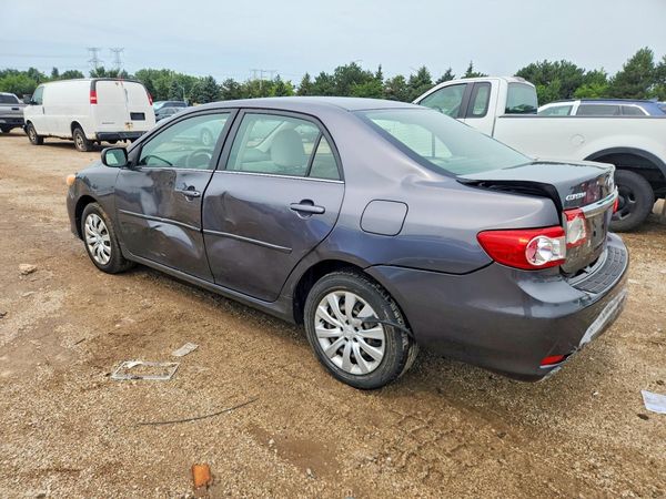 2013 TOYOTA COROLLA