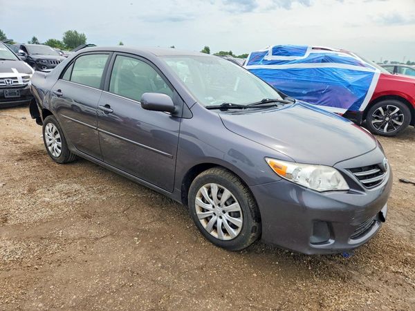 2013 TOYOTA COROLLA