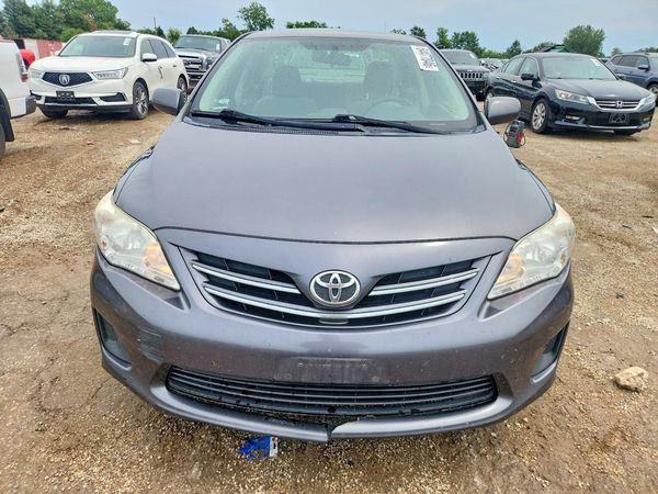 2013 TOYOTA COROLLA