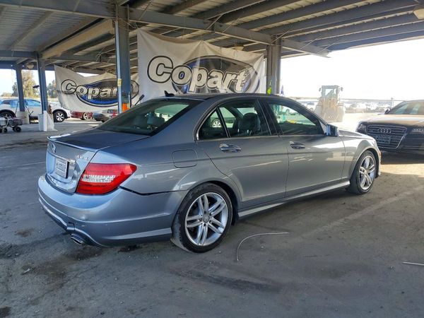 2014 MERCEDES-BENZ C C300 4 MATIC