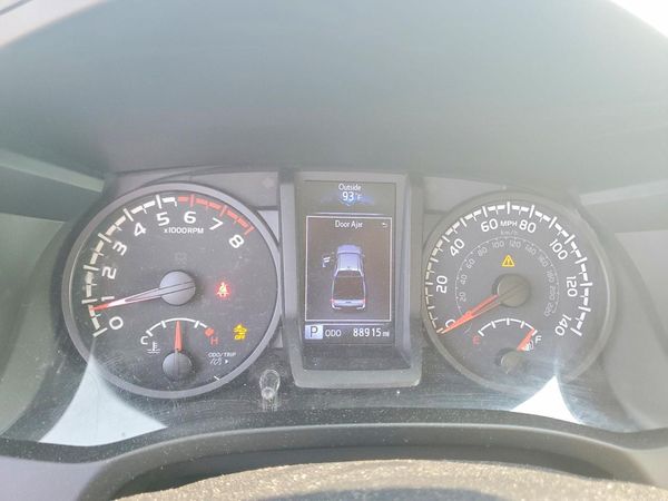2020 TOYOTA TACOMA SR5