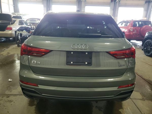 2023 AUDI Q3 S Line quattro Premium