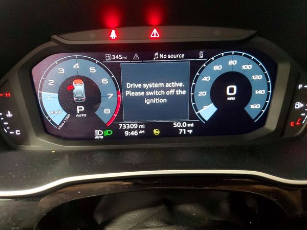 2023 AUDI Q3 S Line quattro Premium