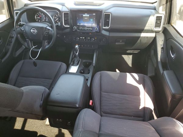 2024 NISSAN FRONTIER