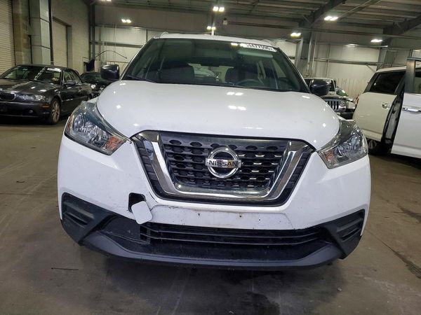2019 NISSAN KICKS