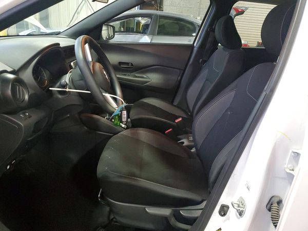 2019 NISSAN KICKS