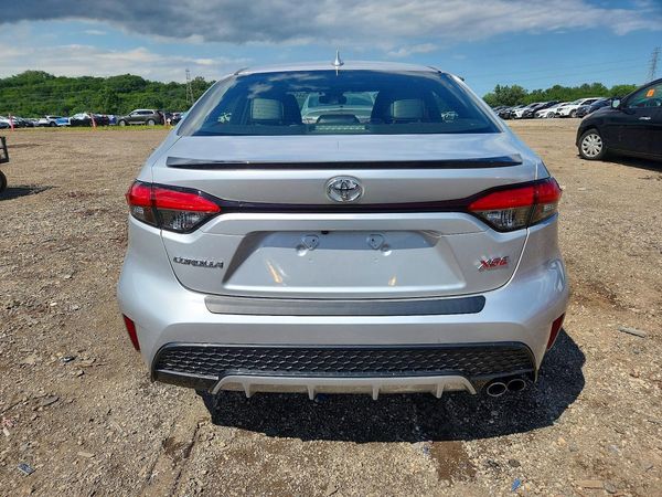 2022 TOYOTA COROLLA XSE