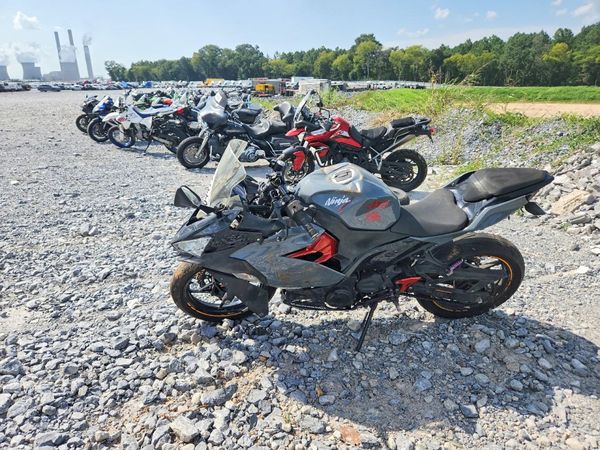 2018 KAWASAKI EX400