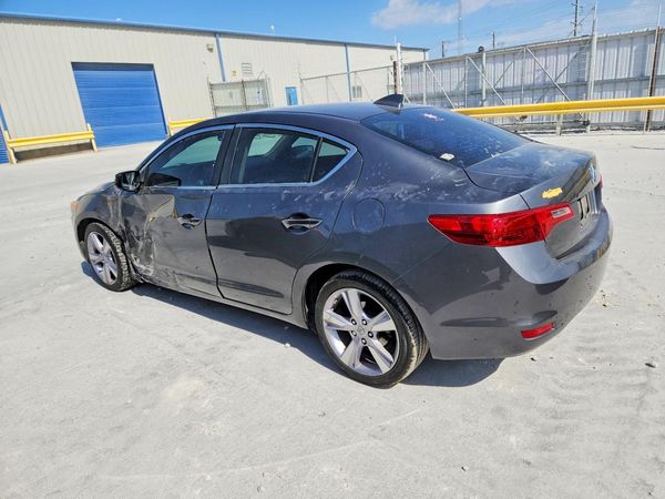 2013 ACURA ILX 20 TECH