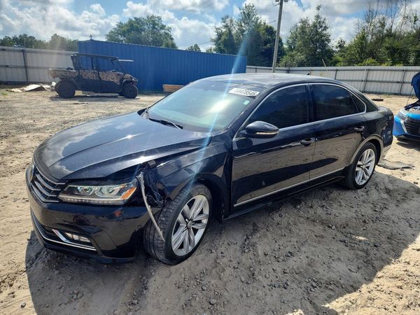 2017 VOLKSWAGEN PASSAT