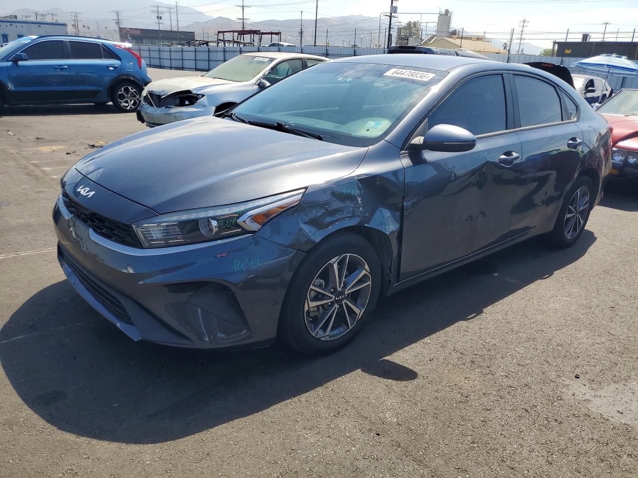 2022 KIA FORTE FE, LXS