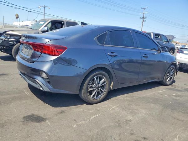 2022 KIA FORTE FE, LXS