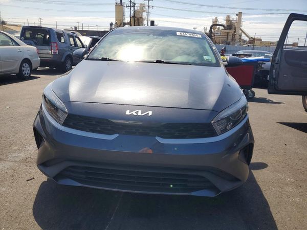 2022 KIA FORTE FE, LXS