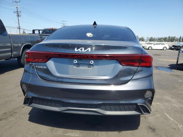 2022 KIA FORTE FE, LXS