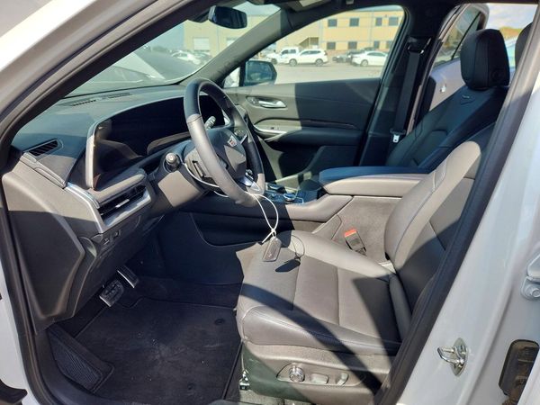 2025 CADILLAC XT4 Sport