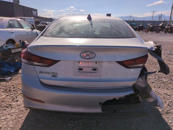 2017 HYUNDAI ELANTRA