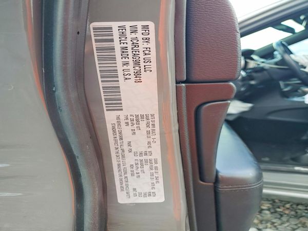 2021 JEEP GRAND CHEROKEE Laredo