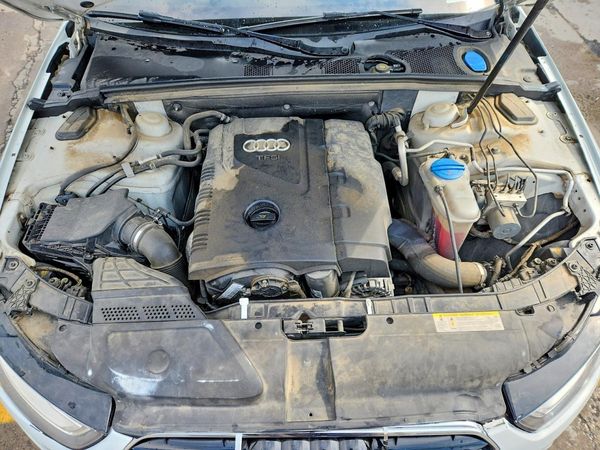 2015 AUDI A4 quattro Premium Plus