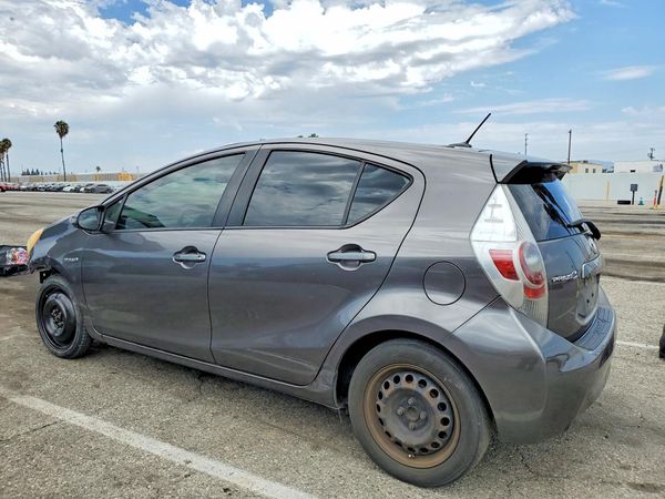 2013 TOYOTA PRIUS C TH