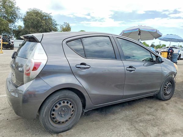 2013 TOYOTA PRIUS C TH