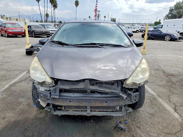 2013 TOYOTA PRIUS C TH