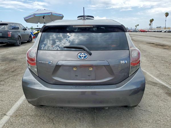 2013 TOYOTA PRIUS C TH