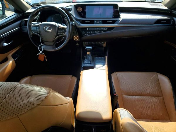 2019 LEXUS ES 350