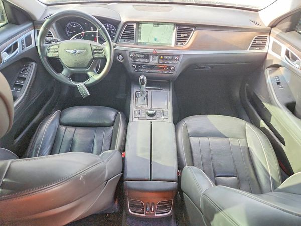 2017 GENESIS G80