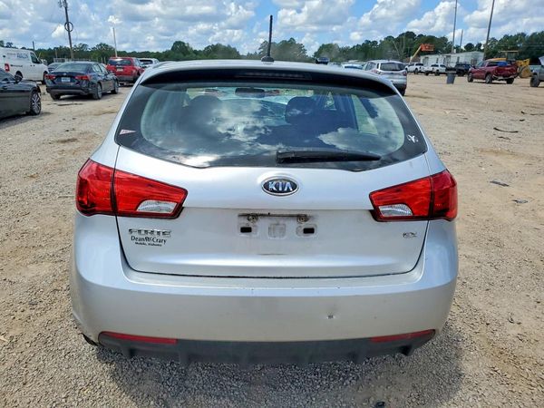 2013 KIA FORTE5