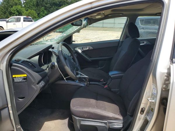 2013 KIA FORTE5