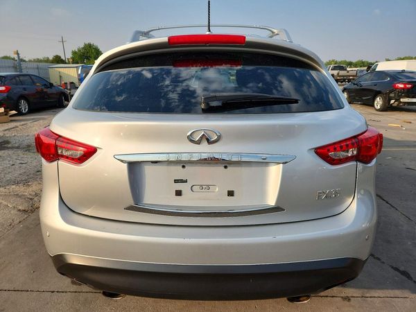 2012 INFINITI FX35