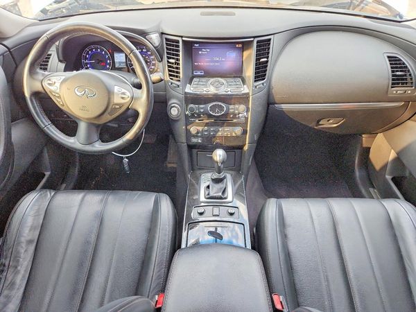 2012 INFINITI FX35