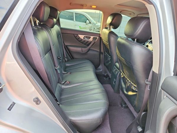 2012 INFINITI FX35