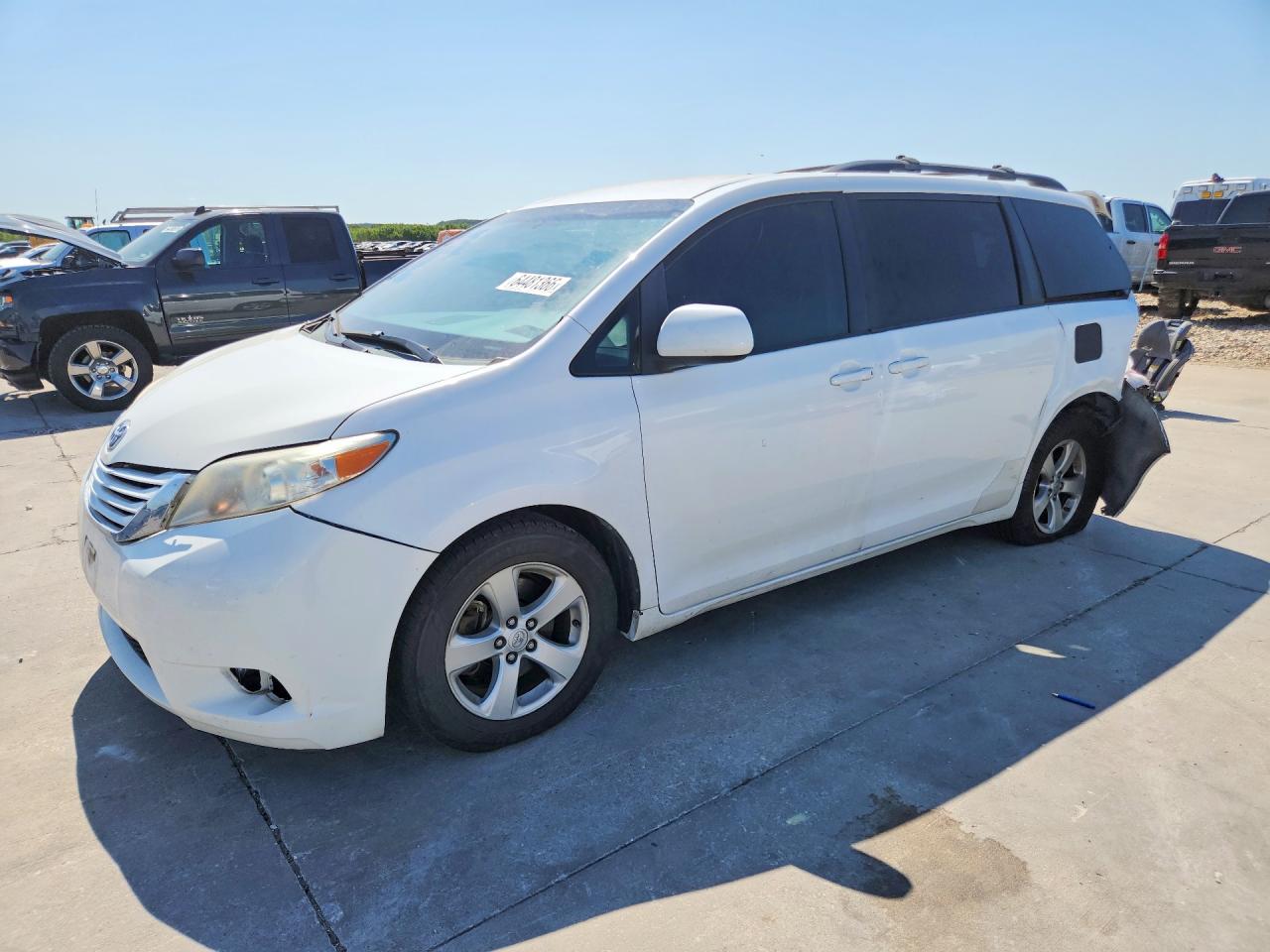 2015 TOYOTA SIENNA