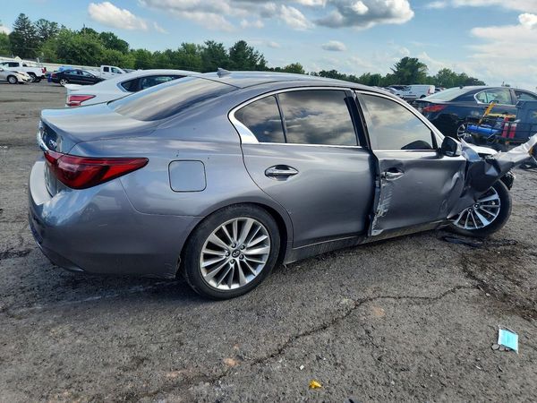 2018 INFINITI Q50