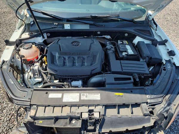 2018 VOLKSWAGEN PASSAT