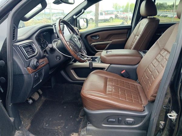 2020 NISSAN TITAN