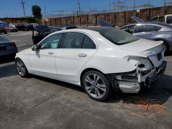 2017 MERCEDES-BENZ C C300