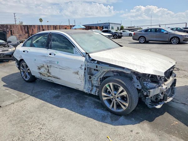 2017 MERCEDES-BENZ C C300